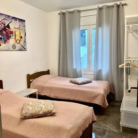 Amplio Apartamento Tranquilo Cerca De La Playa Roses Esterno foto