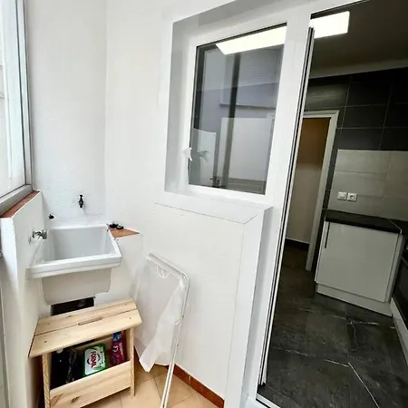 Amplio Apartamento Tranquilo Cerca De La Playa Roses Esterno foto